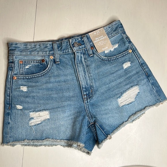NWT - Madewell Relaxed Denim Shorts - Size 25